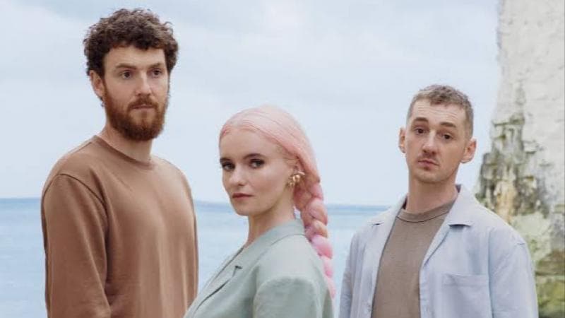 Lirik Lagu Rockabye Baby - Clean Bandit dan Terjemahan, Punya Arti Menyentuh Hati Lirik Lagu Rockabye Baby - Clean Bandit dan Terjemahan, Punya Arti Menyentuh Hati