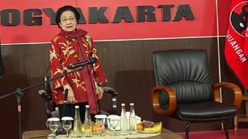 Megawati Ungkap Dialog dengan Jokowi soal Situasi Jelang Pemilu 2024 Megawati Ungkap Dialog dengan Jokowi soal Situasi Jelang Pemilu 2024