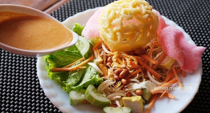 Resep Asinan Sayur Betawi, Enak Pakai Bumbu Kacang Kental dan Pedas Resep Asinan Sayur Betawi, Enak Pakai Bumbu Kacang Kental dan Pedas