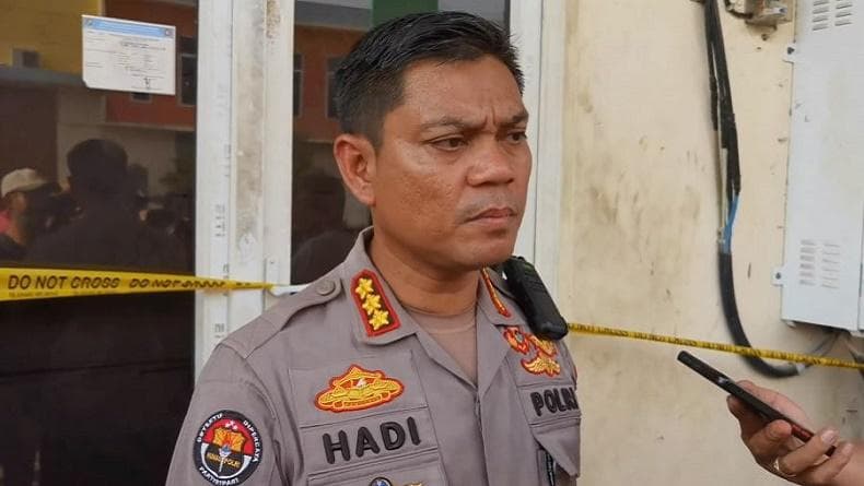 Kapolres Dairi Diduga Aniaya 2 Anggota hingga Masuk RS, Ini Kata Polda Sumut Kapolres Dairi Diduga Aniaya 2 Anggota hingga Masuk RS, Ini Kata Polda Sumut