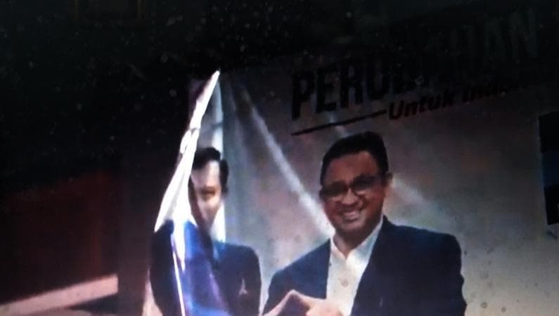 Kecewa Duet Anies-Cak Imin, Kader Partai Demokrat DIY Turunkan Baliho Bergambar Anies Baswedan Kecewa Duet Anies-Cak Imin, Kader Partai Demokrat DIY Turunkan Baliho Bergambar Anies Baswedan