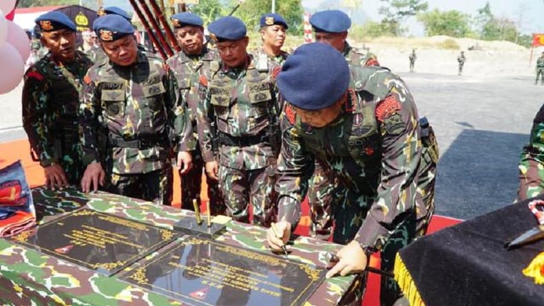 Mako Resimen IV Pelopor Diresmikan di Purwakarta, Dankor Brimob: Tanggulangi 17 Ancaman Mako Resimen IV Pelopor Diresmikan di Purwakarta, Dankor Brimob: Tanggulangi 17 Ancaman