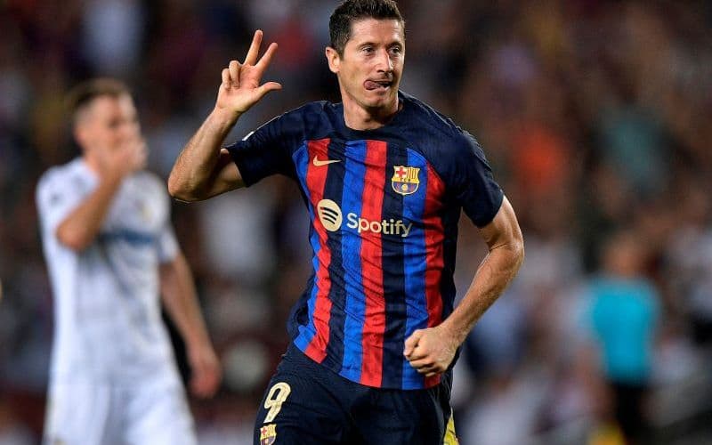Biodata dan Agama Robert Lewandowski, Kapten Polandia yang Siap Bersaing dengan Lionel Messi dan Erling Haaland di Ballon d'Or 2023 Biodata dan Agama Robert Lewandowski, Kapten Polandia yang Siap Bersaing dengan Lionel Messi dan Erling Haaland di Ballon d'Or 2023