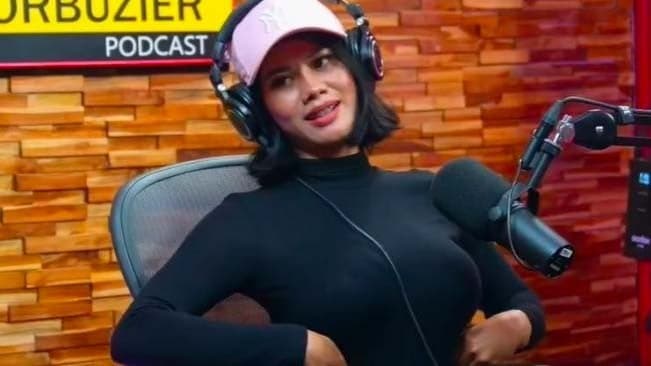 Selebgram Siskaeee dan 10 Pemeran Dijadikan Tersangka Kasus Film Porno Selebgram Siskaeee dan 10 Pemeran Dijadikan Tersangka Kasus Film Porno