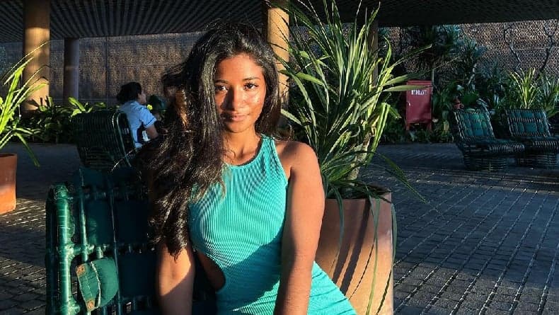 Profil dan Biodata Ratu Namira, Teman Azizah Salsha yang Jadi Buah Bibir Usai Foto Bareng Rafael Struick Profil dan Biodata Ratu Namira, Teman Azizah Salsha yang Jadi Buah Bibir Usai Foto Bareng Rafael Struick