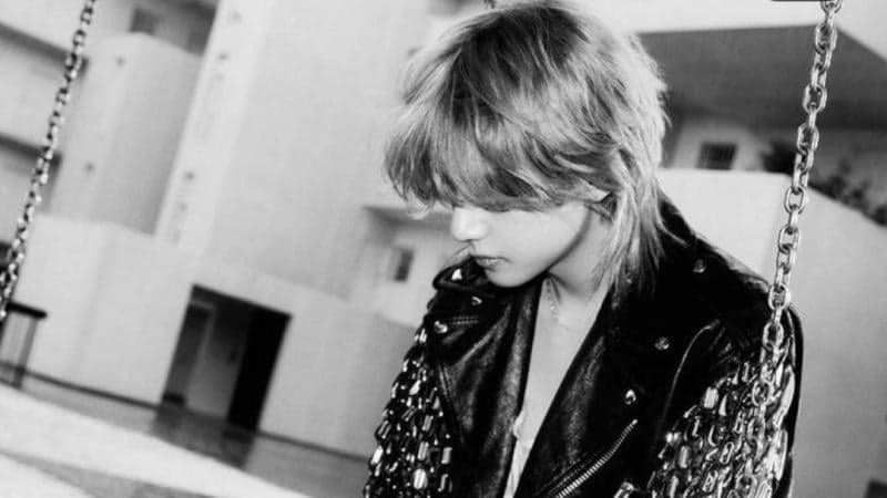 Lirik Lagu Blue-V BTS dan Terjemahan, Bikin Mau Balikan sama Mantan Lirik Lagu Blue-V BTS dan Terjemahan, Bikin Mau Balikan sama Mantan