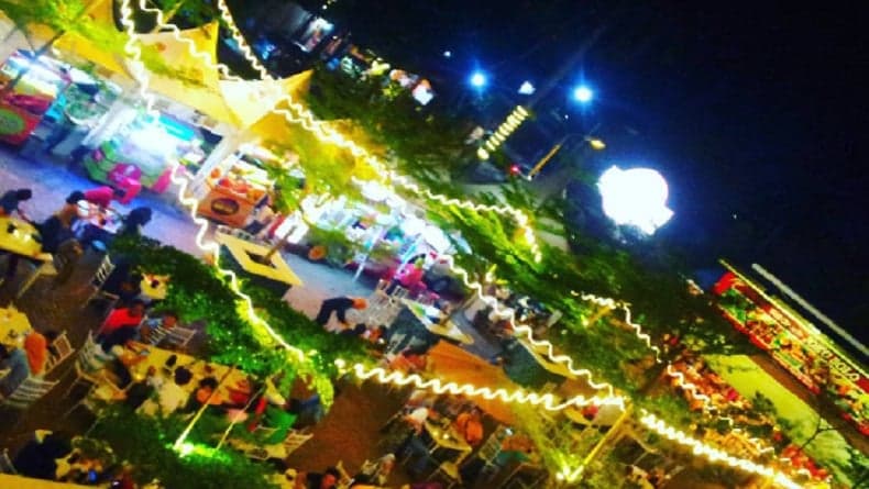 Kampung Kuliner Binjai, Ada Tempat Duduk Khusus untuk Kaum Jomblo Kampung Kuliner Binjai, Ada Tempat Duduk Khusus untuk Kaum Jomblo