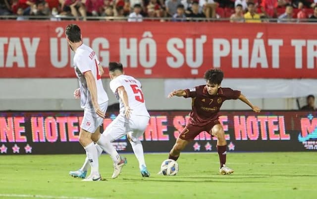 Bernardo Tavares Ungkap Penyebab PSM Dibantai Hai Phong FC: Pemain Sulit Cari Makanan Bergizi
