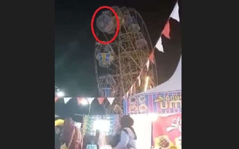 Ngeri! Detik-Detik Bianglala di Pasar Malam Pamekasan Putus, Pengunjung Teriak Histeris Ngeri! Detik-Detik Bianglala di Pasar Malam Pamekasan Putus, Pengunjung Teriak Histeris