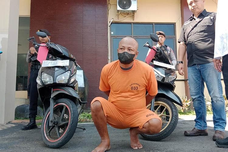 Pencuri Motor di Masjid An Nur Kulonprogo Ditangkap, Pelaku: Saya Hanya Menukar Pencuri Motor di Masjid An Nur Kulonprogo Ditangkap, Pelaku: Saya Hanya Menukar