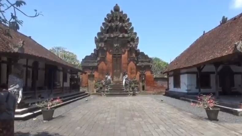 Mengintip Puri Agung Gianyar Bali, Bangunan Berusia 300 Tahun Tempat Tinggal Bangsawan Mengintip Puri Agung Gianyar Bali, Bangunan Berusia 300 Tahun Tempat Tinggal Bangsawan
