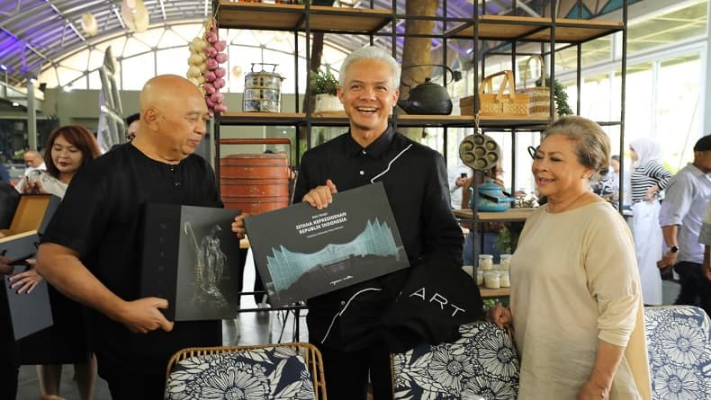 Kunjungi NU Art Studio Nyoman Nuarta, Ganjar Pranowo Disuguhi Desain Kantor Kepresidenan IKN Kunjungi NU Art Studio Nyoman Nuarta, Ganjar Pranowo Disuguhi Desain Kantor Kepresidenan IKN