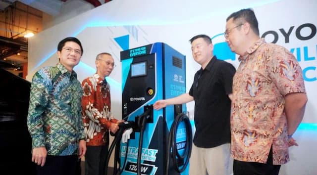 Bangun Ekosistem Kendaraan Listrik di Indonesia, Toyota Siapkan Ultra Fast Charging