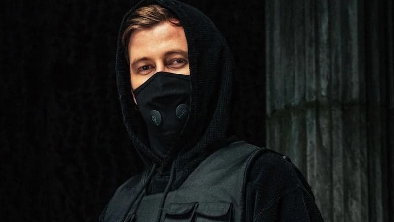 Lirik Lagu Sad Sometimes dan Terjemahan, Cerita tentang Kesepian Setelah Ditinggalkan Lirik Lagu Sad Sometimes dan Terjemahan, Cerita tentang Kesepian Setelah Ditinggalkan