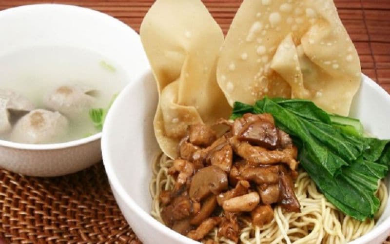 5 Bakmi Rekomendasi di Jakarta Selatan, Nomor 2 Pernah Disambangi Ganjar Pranowo 5 Bakmi Rekomendasi di Jakarta Selatan, Nomor 2 Pernah Disambangi Ganjar Pranowo