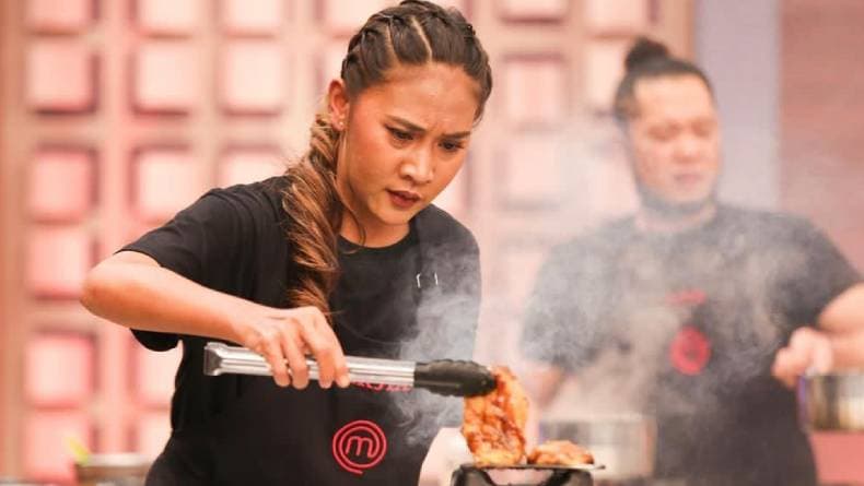 Profil dan Biodata Sarjia MasterChef Indonesia, Pressure Test Dada Unggas Bikin Kecewa Para Juri Profil dan Biodata Sarjia MasterChef Indonesia, Pressure Test Dada Unggas Bikin Kecewa Para Juri