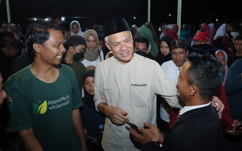 Video Hasil Karyanya Di-repost Ganjar Pranowo, Kreator Konten Ini Langsung Kebajiran Iklan Video Hasil Karyanya Di-repost Ganjar Pranowo, Kreator Konten Ini Langsung Kebajiran Iklan