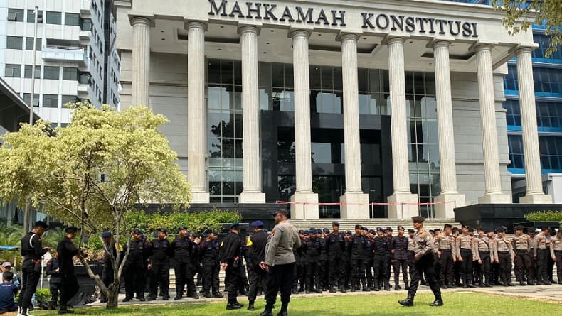 Kondisi Terkini Gedung MK dan Sekitarnya Jelang Putusan MKMK Kondisi Terkini Gedung MK dan Sekitarnya Jelang Putusan MKMK