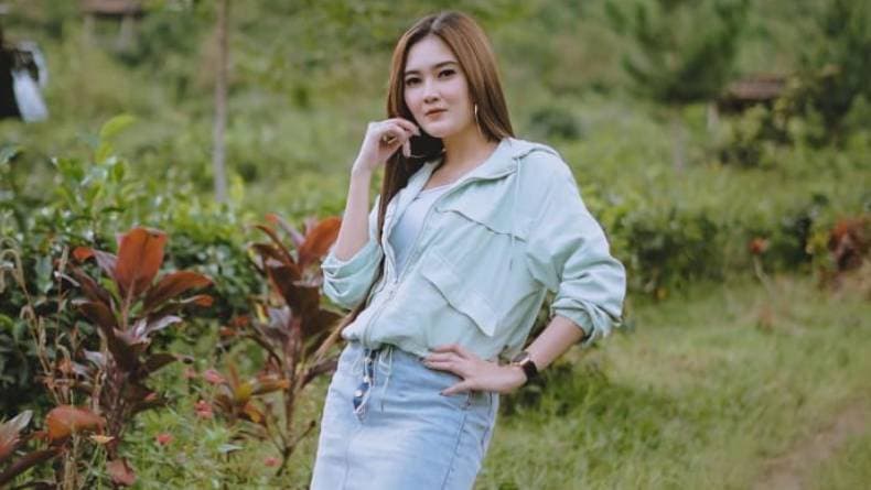 Profil dan Biodata Nella Kharisma, Pedangdut Asal Kediri yang Raih AMI Award 2020 Profil dan Biodata Nella Kharisma, Pedangdut Asal Kediri yang Raih AMI Award 2020