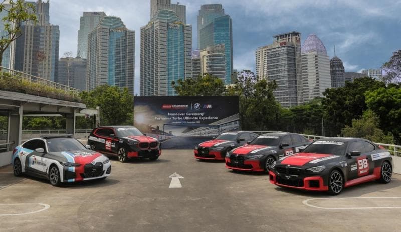 5 Mobil Sangar BMW Bakal Dijajal di Ajang Pertamax Turbo, Apa Saja? 5 Mobil Sangar BMW Bakal Dijajal di Ajang Pertamax Turbo, Apa Saja?