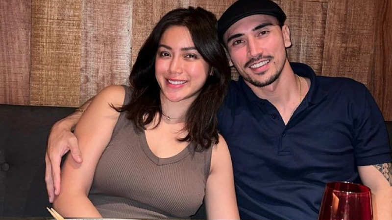 Jessica Iskandar Emosi saat Bertemu Steven sang Penipu: Balikin Uang dan Mobil Saya! Jessica Iskandar Emosi saat Bertemu Steven sang Penipu: Balikin Uang dan Mobil Saya!