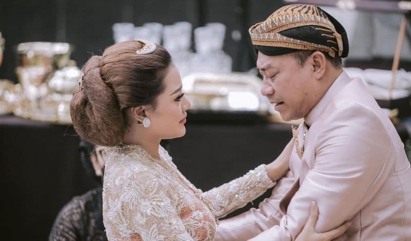 7 Artis yang Sangat Dekat dengan Ayahnya, Nomor 6 Pernah Rilis Lagu Duet 7 Artis yang Sangat Dekat dengan Ayahnya, Nomor 6 Pernah Rilis Lagu Duet