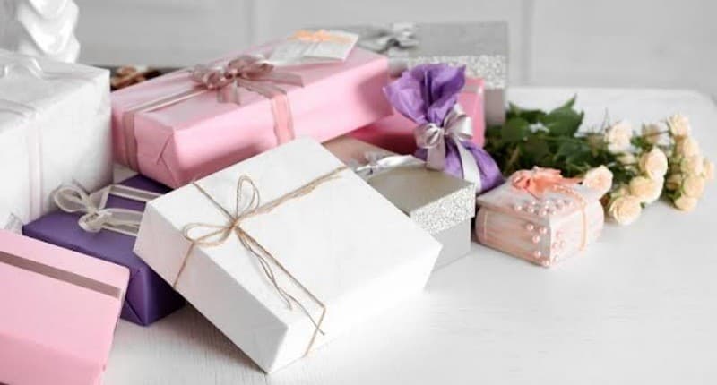 30 Ucapan Selamat Menikah Bahasa Inggris, Cocok untuk Sahabat, Keluarga, atau Rekan Kerja 30 Ucapan Selamat Menikah Bahasa Inggris, Cocok untuk Sahabat, Keluarga, atau Rekan Kerja