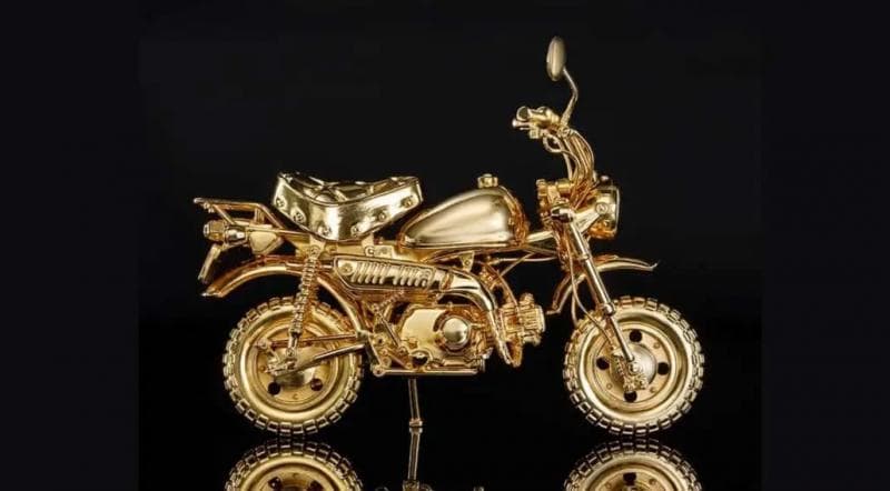 Terbuat dari Emas, Miniatur Honda Monkey Ini Dijual Lebih Mahal dari Motor Aslinya Terbuat dari Emas, Miniatur Honda Monkey Ini Dijual Lebih Mahal dari Motor Aslinya