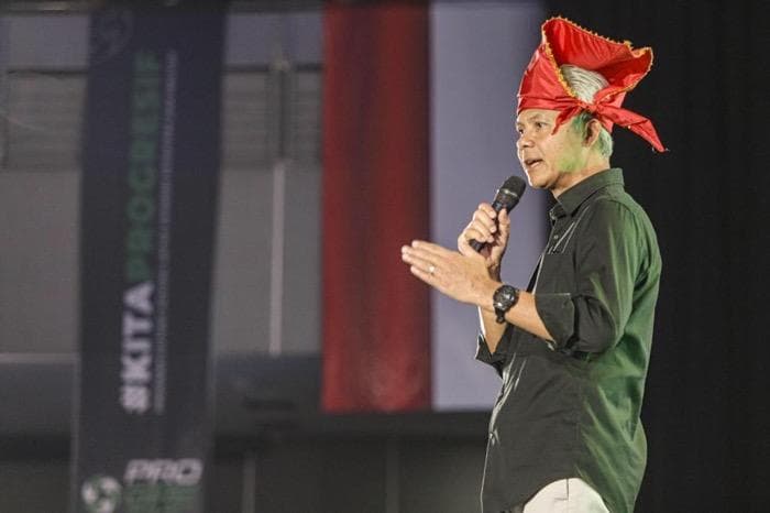 Ganjar Sebut Pelaku Usaha Mitra Strategis: Bantu Atasi Masalah Ekonomi Ganjar Sebut Pelaku Usaha Mitra Strategis: Bantu Atasi Masalah Ekonomi