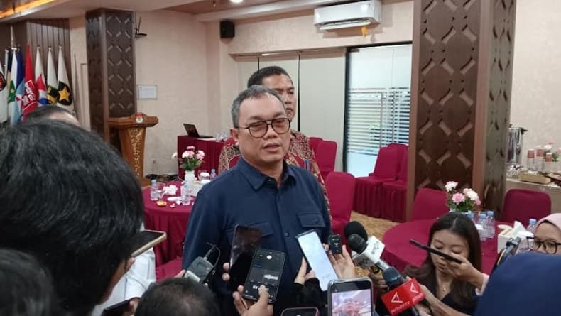 KPU Buka Pendaftaran Anggota KPPS Pemilu 2024, Butuh 5.741.127 Orang KPU Buka Pendaftaran Anggota KPPS Pemilu 2024, Butuh 5.741.127 Orang