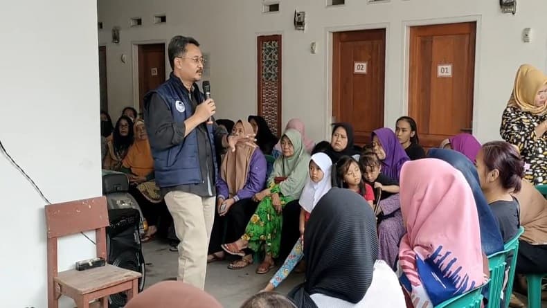 Waketum dan Caleg Partai Perindo Sambangi Ratusan Warga Kota Cimahi Waketum dan Caleg Partai Perindo Sambangi Ratusan Warga Kota Cimahi