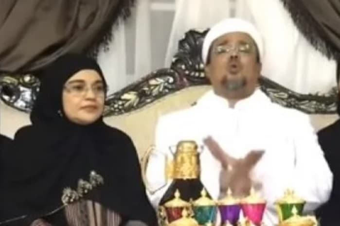 Profil Istri Habib Rizieq, Umi Syarifah Fadlun yang Meninggal Dunia Hari Ini Profil Istri Habib Rizieq, Umi Syarifah Fadlun yang Meninggal Dunia Hari Ini