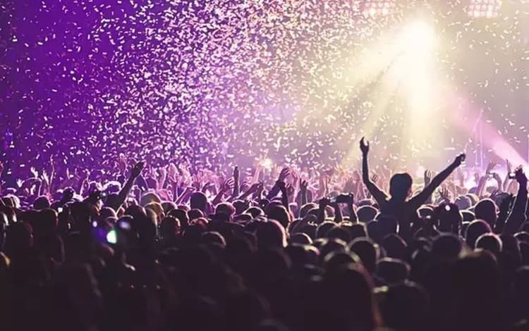 5 Konser Natal dan Tahun Baru 2024 di Jakarta, Dimeriahkan Musisi Papan Atas! 5 Konser Natal dan Tahun Baru 2024 di Jakarta, Dimeriahkan Musisi Papan Atas!