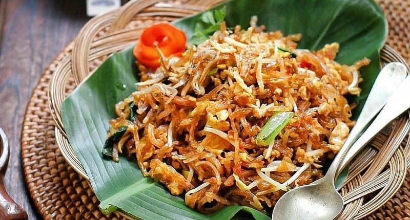 5 Makanan Khas Dumai yang Menggugah Selera, Salah Satunya Wajib Cicipi Mi Sagu 5 Makanan Khas Dumai yang Menggugah Selera, Salah Satunya Wajib Cicipi Mi Sagu