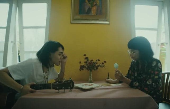 Lirik Lagu Am I Bothering You - Reality Club dan Terjemahan Lirik Lagu Am I Bothering You - Reality Club dan Terjemahan