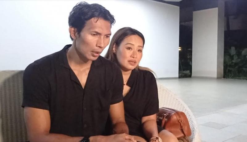 Pinkan Mambo Ngebet Punya Anak dari Arya Khan, Ngaku Berhubungan Sehari 4 Kali Pinkan Mambo Ngebet Punya Anak dari Arya Khan, Ngaku Berhubungan Sehari 4 Kali