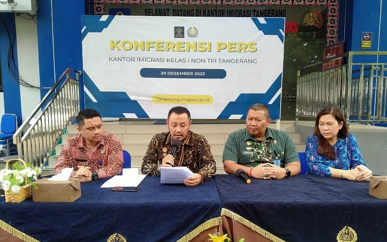 Imigrasi Tangerang Deportasi 139 WNA Sepanjang 2023, Mayoritas dari 5 Negara Ini Imigrasi Tangerang Deportasi 139 WNA Sepanjang 2023, Mayoritas dari 5 Negara Ini