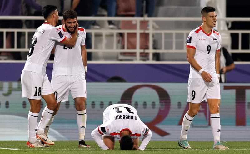 Hasil Piala Asia 2023: Palestina Bantai Hong Kong, Kabar Buruk Buat Indonesia Hasil Piala Asia 2023: Palestina Bantai Hong Kong, Kabar Buruk Buat Indonesia