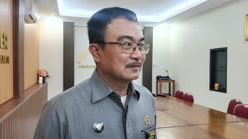 Sidang Perdana, Majelis Hakim Tunjuk Bambang Ariyanto Jadi Mediator Tuntutan Almas ke Gibran Sidang Perdana, Majelis Hakim Tunjuk Bambang Ariyanto Jadi Mediator Tuntutan Almas ke Gibran