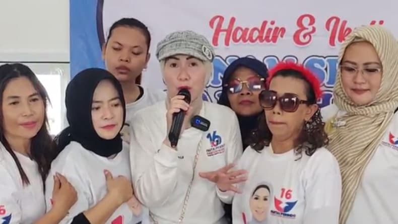 Kampanye di Kediri, Caleg Perindo Venna Melinda Siap Bantu Pemasaran Produk UMKM
