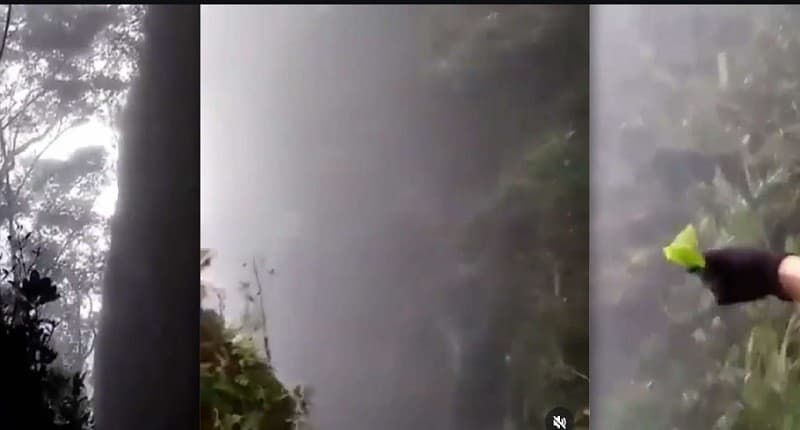 Kampung Unik di Kalimantan Barat, Singgah ke Bukit Kujau Bisa Lihat Lubang Angin Misterius Kampung Unik di Kalimantan Barat, Singgah ke Bukit Kujau Bisa Lihat Lubang Angin Misterius