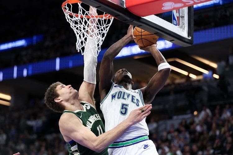 Hasil NBA Hari Ini: Bucks Libas Timberwolves, Lakers Gilas Spurs Hasil NBA Hari Ini: Bucks Libas Timberwolves, Lakers Gilas Spurs