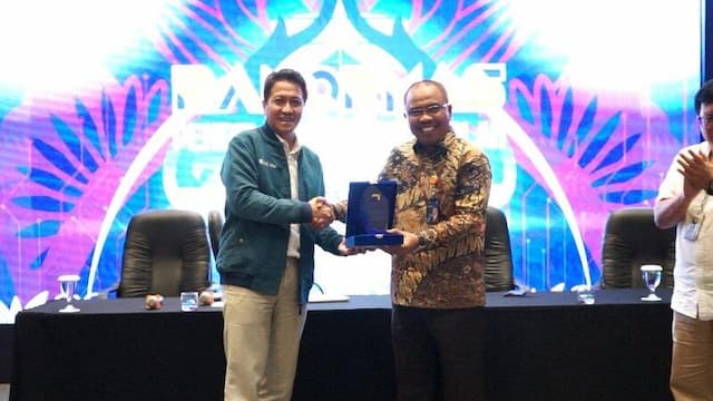 Pos Indonesia Kerja Sama dengan DJP, Kejar Target Penjualan Meterai Tempel 2024