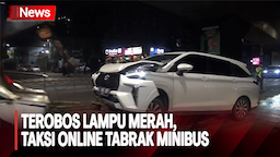 Terobos Lampu Merah dan Mengantuk, Taksi Online Tabrak Minibus