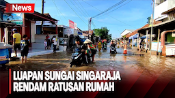 Luapan Sungai Singaraja Rendam Ratusan Rumah di Cirebon, Jawa Barat