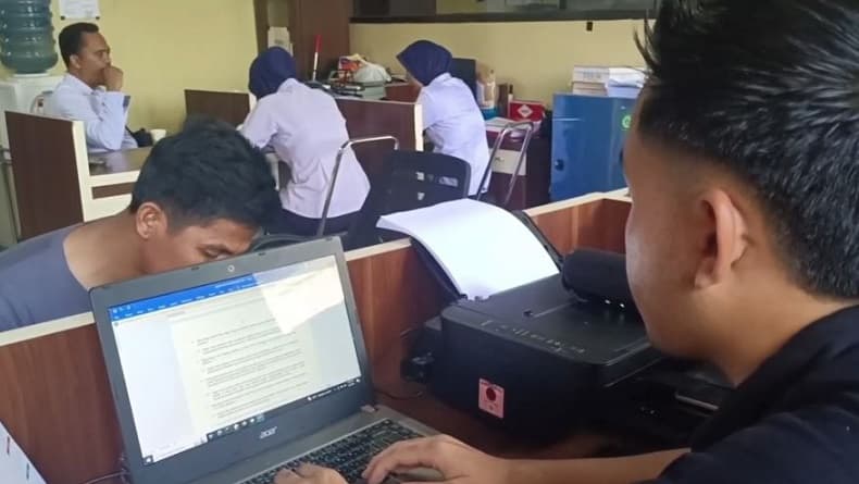 Dendam Kesumat, Pria di OKI Sumsel Tusuk Adik Pembunuh Orang Tuanya Dendam Kesumat, Pria di OKI Sumsel Tusuk Adik Pembunuh Orang Tuanya