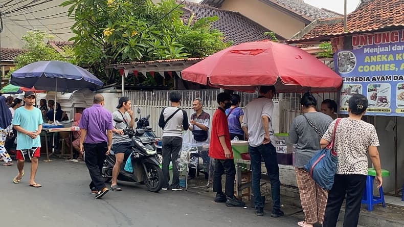 Asyiknya Ngabuburit Sambil Berburu Takjil di Tanjung Duren Jakbar Asyiknya Ngabuburit Sambil Berburu Takjil di Tanjung Duren Jakbar