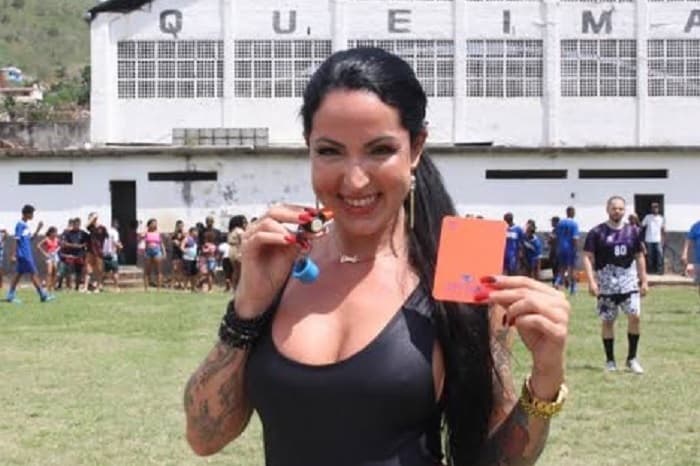 Bintang Porno Brasil Banting Setir Jadi Wasit Sepak Bola: Impian Masa Kecil Saya Bintang Porno Brasil Banting Setir Jadi Wasit Sepak Bola: Impian Masa Kecil Saya