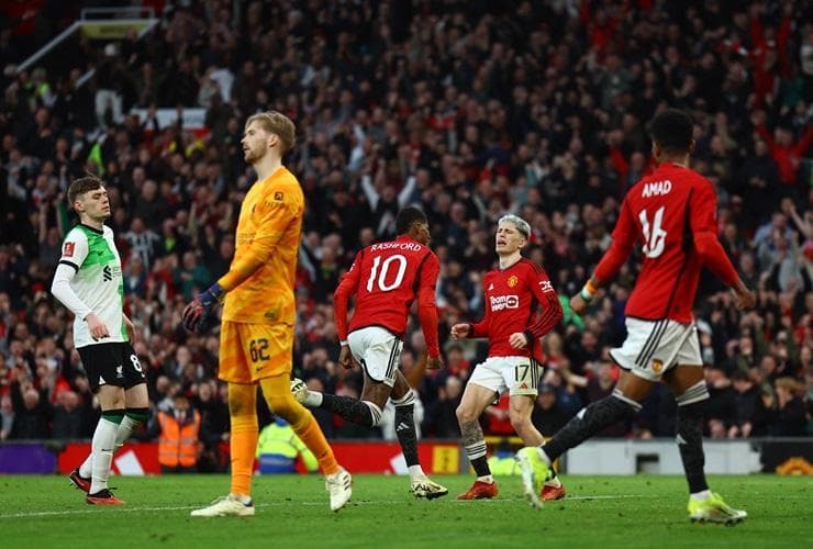 Hasil Piala FA: Man United ke Semifinal usai Menang Dramatis Vs Liverpool