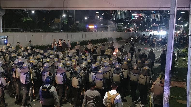 100 Orang Dilaporkan Belum Pulang Buntut Demo Ricuh di DPR